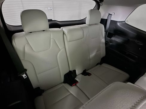 Used 2023 Kia Telluride EX FWD image 29