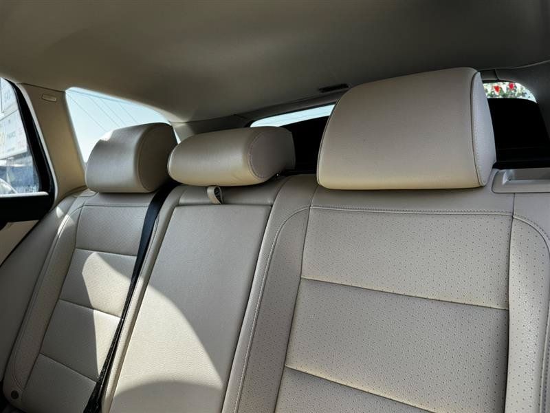 Used 2014 Volkswagen Jetta TDI FWD image 15
