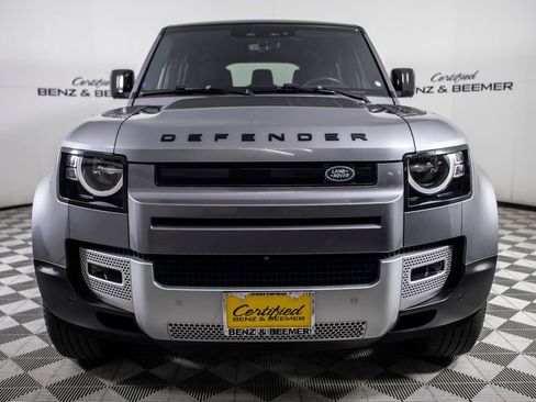 Used 2023 Land Rover Defender 110 S AWD/4WD image 3