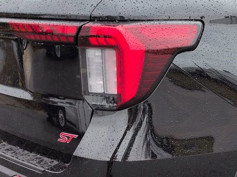 New 2026 Ford Explorer ST w/ Sun And Sound Package image 13