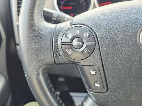 Used 2013 Toyota Sequoia Limited AWD/4WD image 37