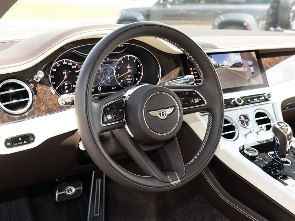 Used 2022 Bentley Continental GT AWD/4WD image 28