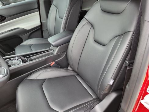 New 2026 Jeep Compass Limited AWD/4WD image 15