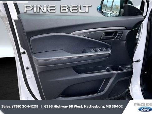 Used 2022 Honda Passport TrailSport image 16