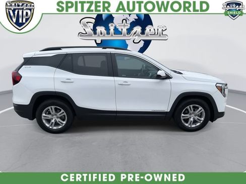 Used 2023 GMC Terrain SLE w/ Driver Convenience Package FWD image 10