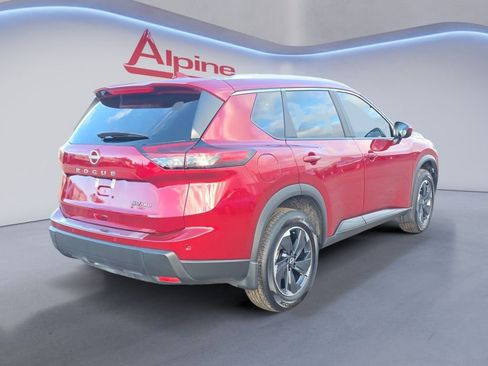 Certified 2024 Nissan Rogue SV w/ SV Premium Package image 5