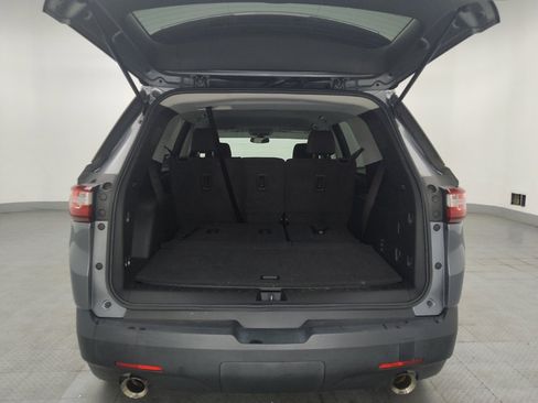 Used 2020 Chevrolet Traverse LS FWD image 29
