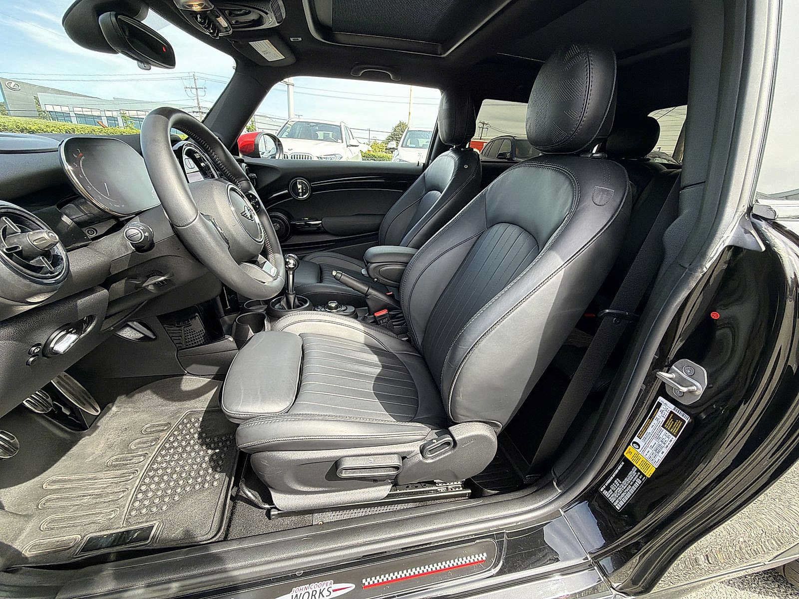 Used 2022 MINI Cooper John Cooper Works FWD image 19