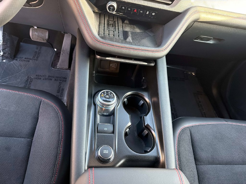 Used 2025 Ford Explorer ST AWD/4WD image 29