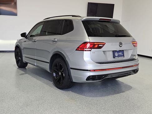 Certified 2023 Volkswagen Tiguan SE R-Line FWD image 2