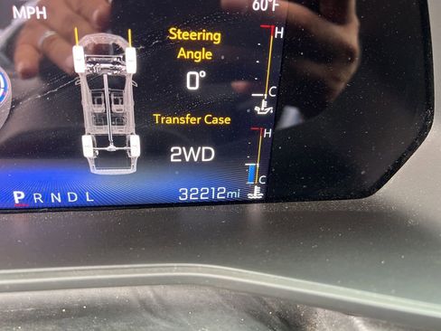 Used 2023 Chevrolet Colorado Trail Boss w/ Technology Package AWD/4WD image 14