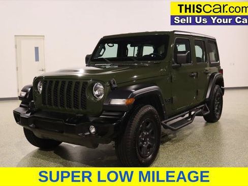 Used 2024 Jeep Wrangler Unlimited Sport AWD/4WD image 4