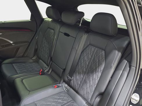 New 2026 Audi SQ5 Prestige AWD/4WD image 12
