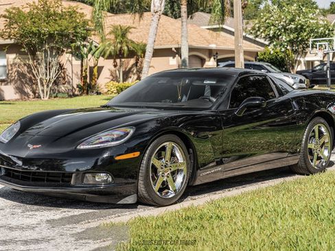 Used 2008 Chevrolet Corvette Coupe w/ Preferred Equipment Group RWD image 14