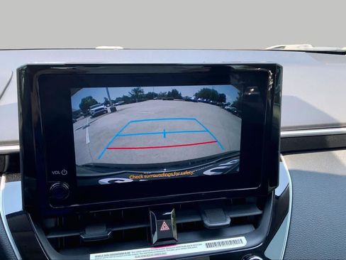 Used 2024 Toyota Corolla LE FWD image 28