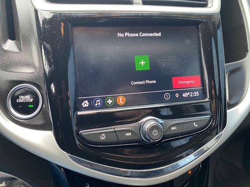 Used 2020 Chevrolet Sonic LT w/ Convenience Package image 22