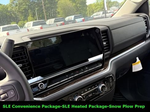 New 2025 GMC Sierra 2500 SLE w/ SLE Convenience Package image 17