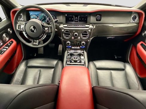 Certified 2022 Rolls-Royce Cullinan Black Badge w/ Dark Exterior Package AWD/4WD image 13
