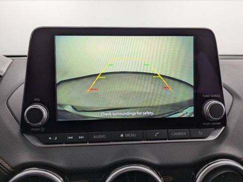 Used 2025 Nissan Sentra SR FWD image 28