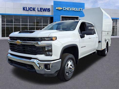 New 2025 Chevrolet Silverado 3500 LT w/ Convenience Package AWD/4WD image 2