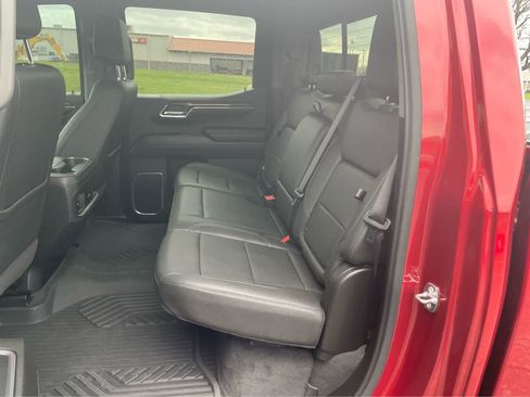Used 2024 Chevrolet Silverado 1500 RST AWD/4WD image 30