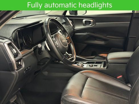 Used 2022 Kia Sorento S FWD image 29