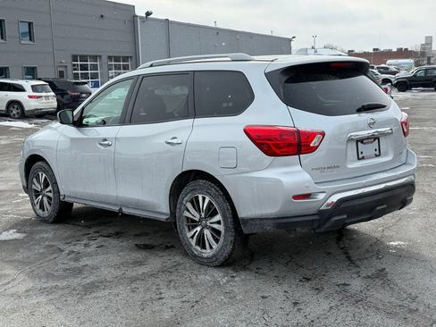 Used 2019 Nissan Pathfinder S AWD/4WD image 5