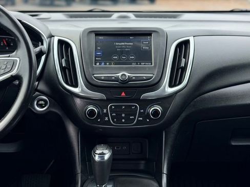 Used 2019 Chevrolet Equinox LT w/ Driver Convenience Package image 24