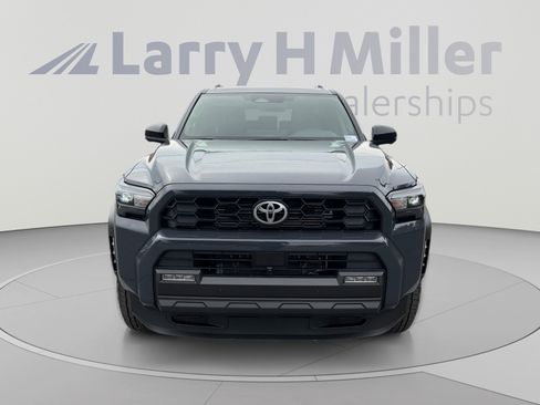 Certified 2026 Toyota 4Runner TRD Off-Road Premium AWD/4WD image 8