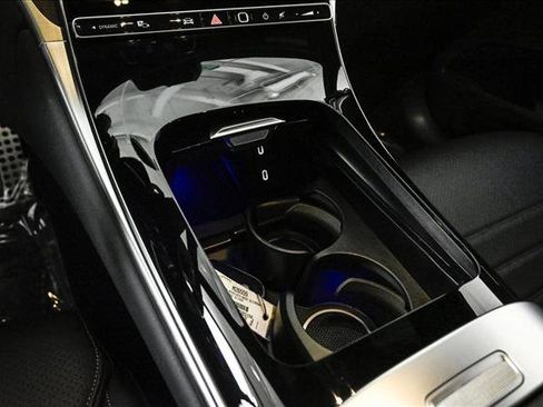 Certified 2025 Mercedes-Benz GLC 300 4MATIC image 13