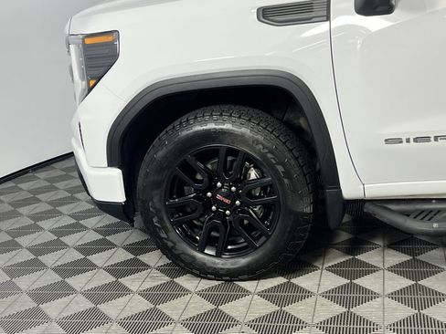 Used 2023 GMC Sierra 1500 Pro w/ Graphite Edition image 11