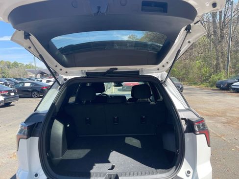 Used 2025 Chevrolet Equinox LT image 30