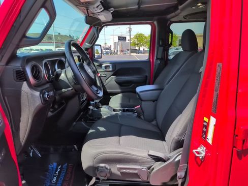 Used 2022 Jeep Wrangler Unlimited Sport AWD/4WD image 17