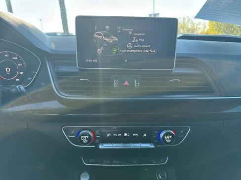 Used 2020 Audi Q5 2.0T Premium Plus w/ Premium Plus Package image 55