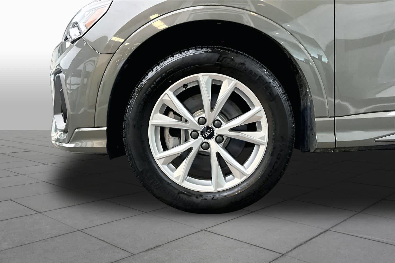 Used 2023 Audi Q3 2.0T Premium w/ Convenience Package AWD/4WD image 10