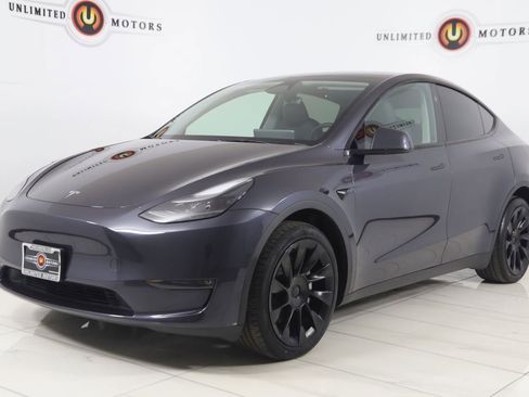 Used 2024 Tesla Model Y Long Range AWD/4WD image 5