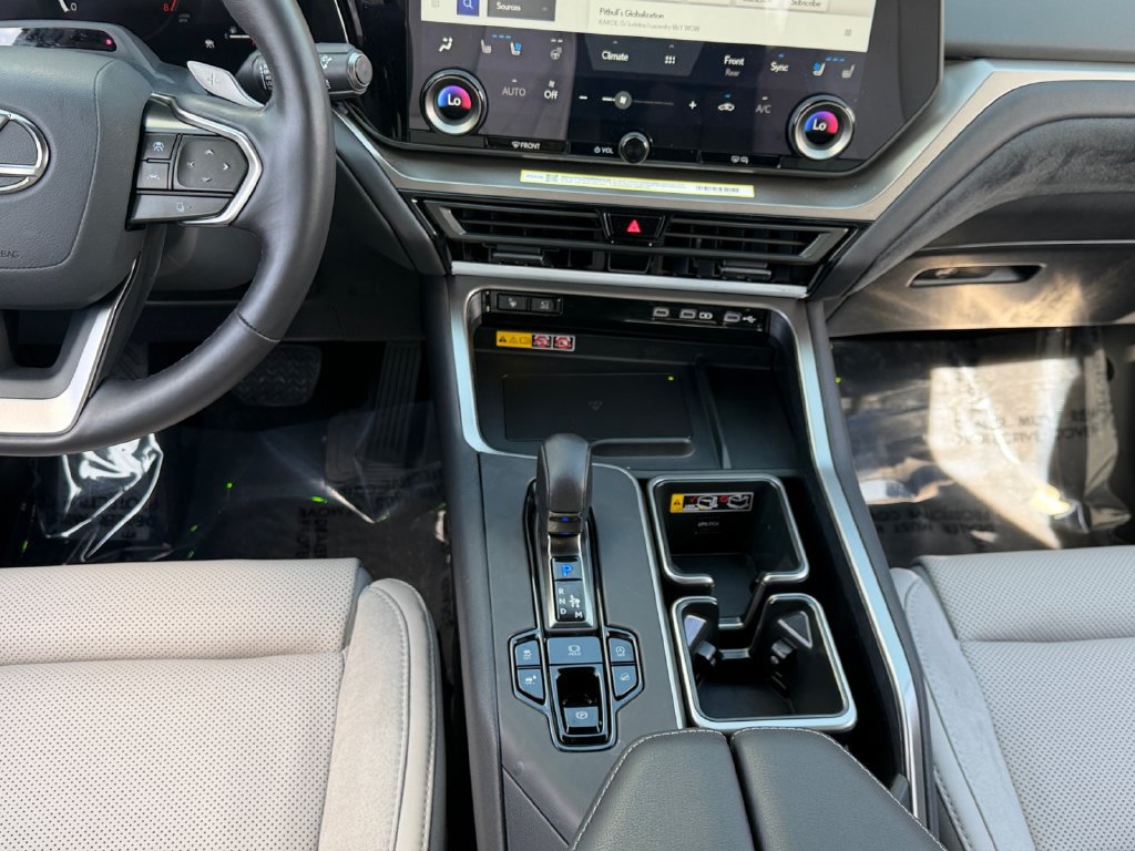 Certified 2026 Lexus TX 350 AWD w/ Technology Package image 15
