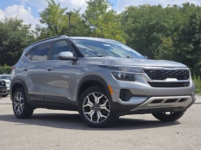 Used 2023 Kia Seltos EX
