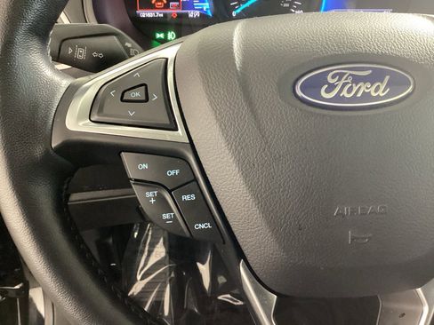 Used 2023 Ford Edge SEL w/ Convenience Package image 24