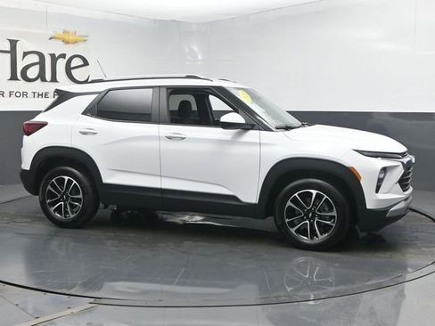 Used 2024 Chevrolet TrailBlazer LT w/ LT Cold Weather Package FWD image 49