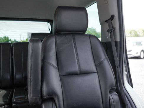 Used 2014 Chevrolet Tahoe LT w/ All-Star Edition AWD/4WD image 29