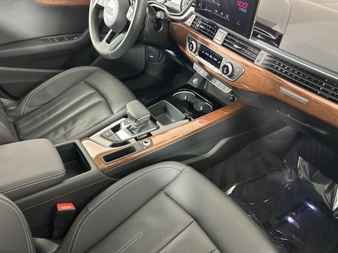 Used 2022 Audi A5 2.0T Premium image 14