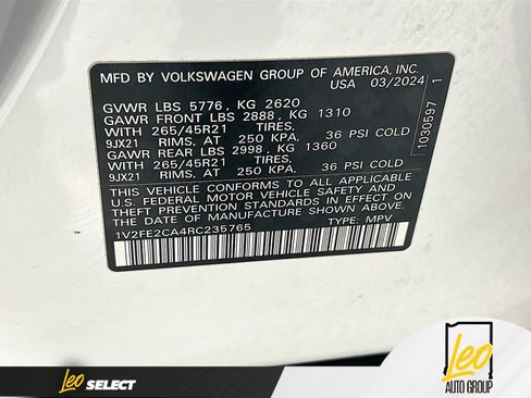 Used 2024 Volkswagen Atlas Cross Sport SEL Premium R-Line image 34