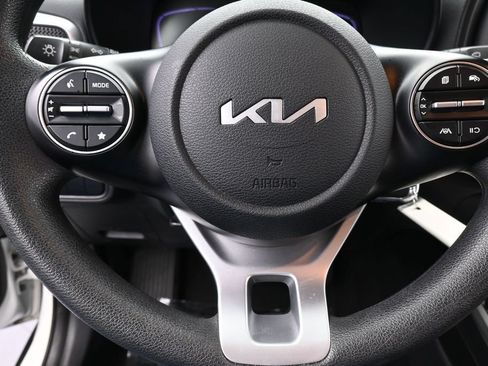 Used 2024 Kia Soul LX w/ Option Group 015 FWD image 27