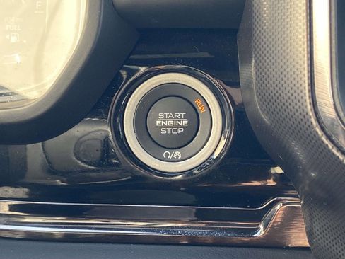 Used 2025 RAM 1500 Limited AWD/4WD image 25
