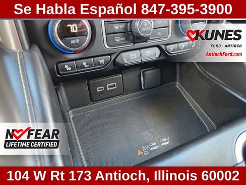 Used 2024 Chevrolet Tahoe Premier AWD/4WD image 53