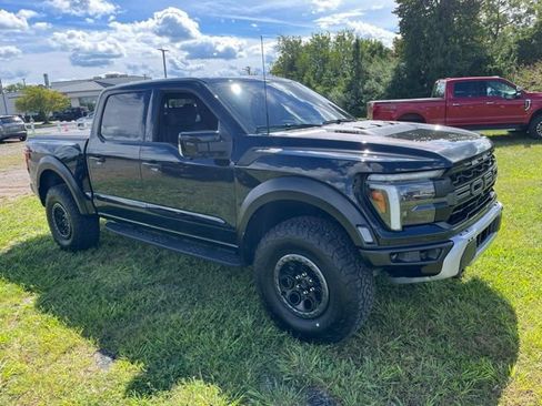 Used 2026 Ford F150 Raptor AWD/4WD image 3