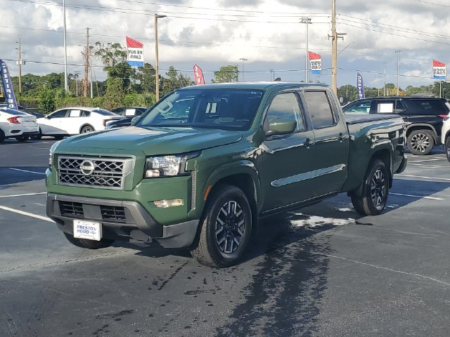Used 2022 Nissan Frontier SV w/ Technology Package RWD image 3