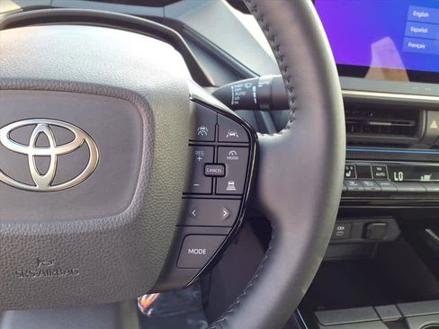 Used 2024 Toyota Prius XLE FWD image 11