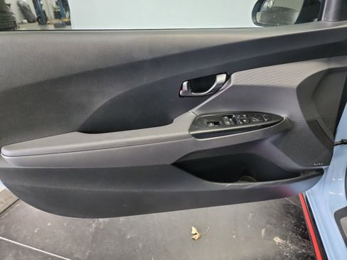 Used 2019 Hyundai Veloster N N FWD image 13